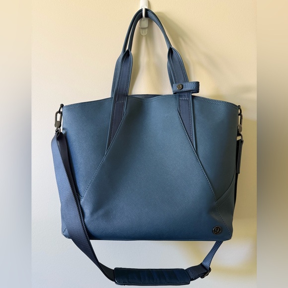 lululemon athletica Handbags - Lululemon Blue Tote Bag